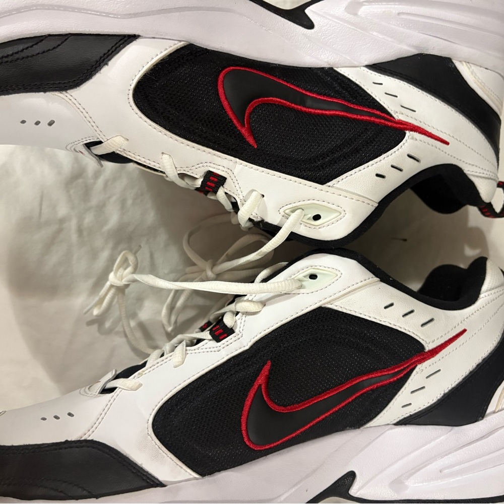 Men’s tennis shoes Nike​ - Picture 9 of 16